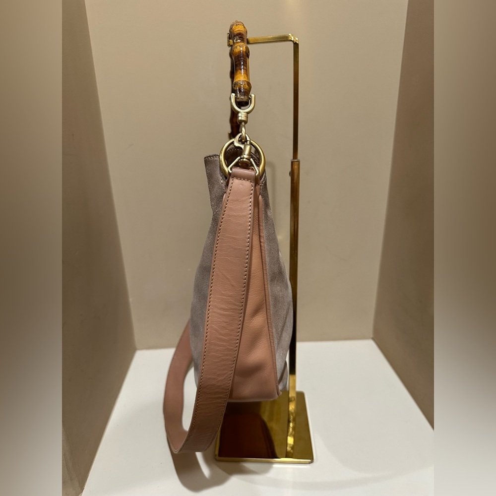 Gucci Suede Bamboo 2-way carry Bag in Beige - Picture 6 of 12